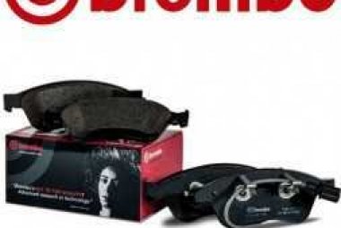 PER OGNI KIT DISCHI E PASTICCHE FRENI ACQUISTATO UNA COPPIA DI SPAZZOLE TERGI ANTERIORI OMAGGIO